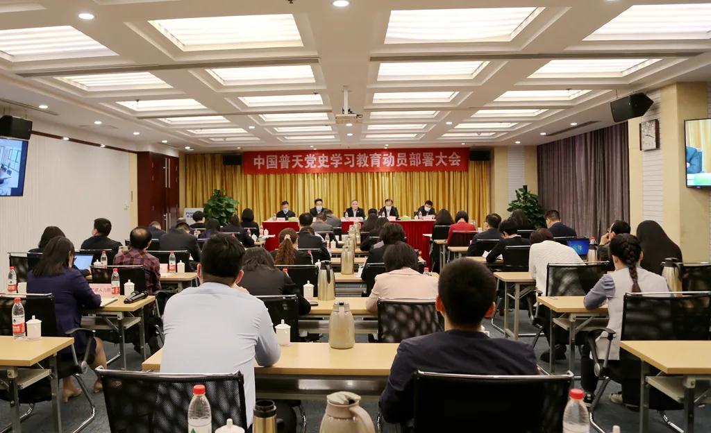 山猫工程机械经销商
